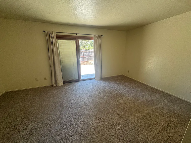 398 Corrida Dr — Photo 14
