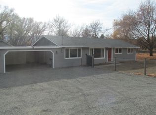 15160 Ahtanum Rd, Yakima, WA 98903