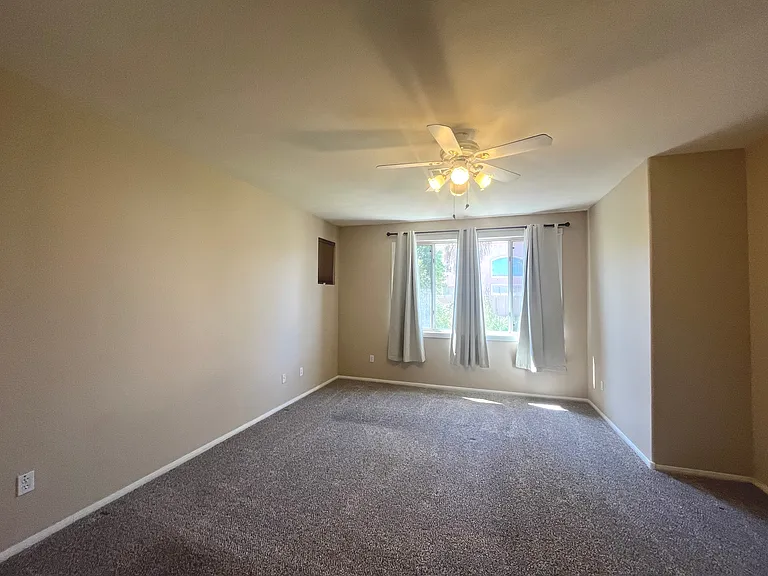 1809 Snow Spring Ln — Photo 48