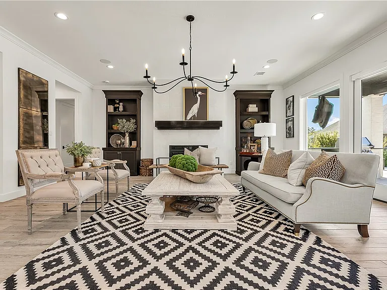 2033 Pebble Bend Dr — Photo 4