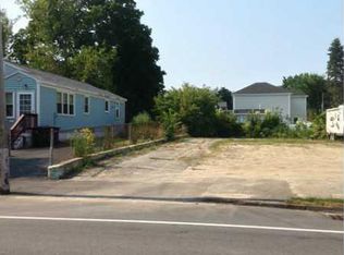 24 Bradley St, Saco, ME 04072