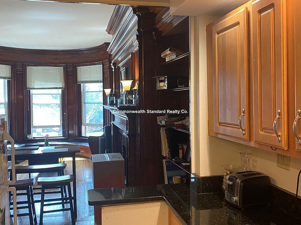 2nd image of 379 Commonwealth Ave #16