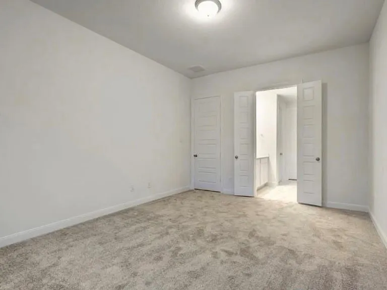 1927 Darlington Oak Dr — Photo 12
