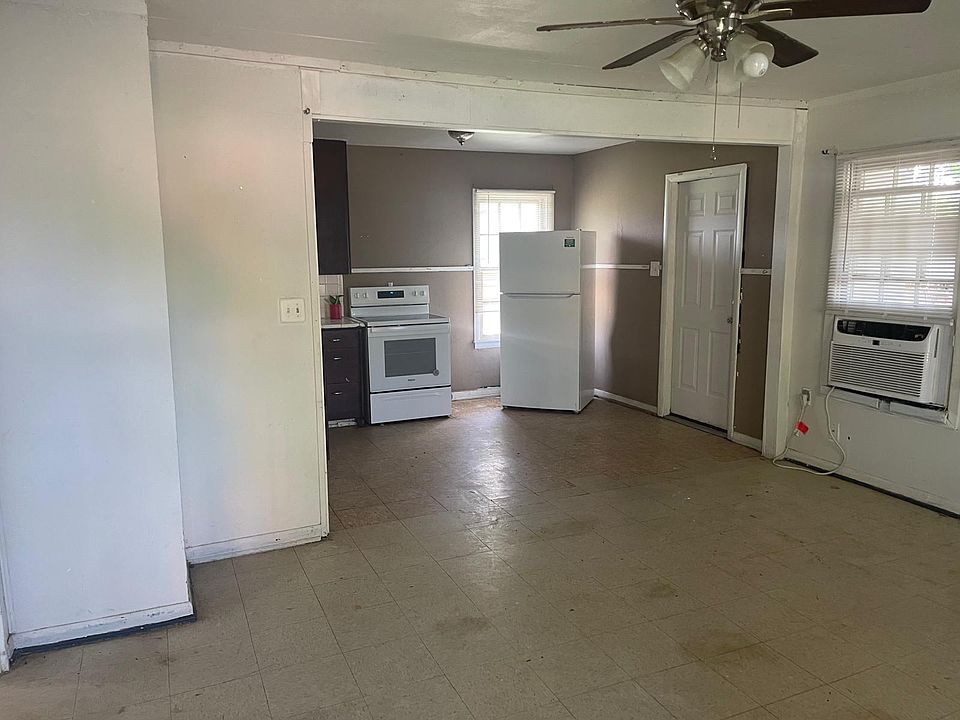2nd image of 1638 Harvard Ave