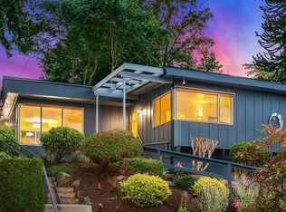 5727 38th Ave NE, Seattle, WA 98105