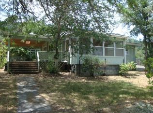 52 Mountain View Ln, Willow Creek, CA 95573