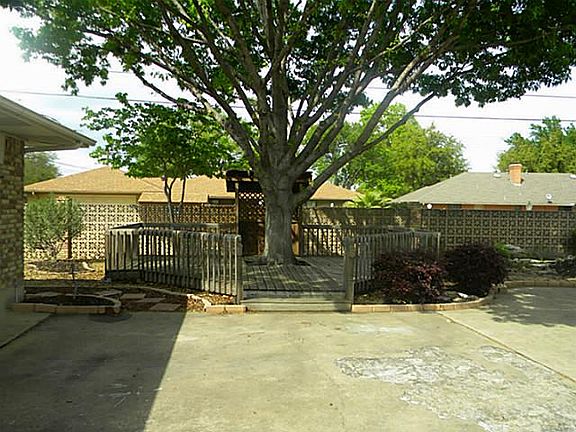 4th image of 118 Chapman Cir