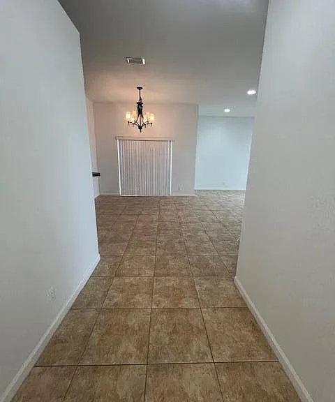 130 Newberry Ln — Photo 13