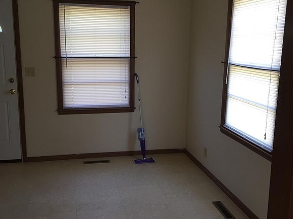 3rd image of 2107 Barr Dr