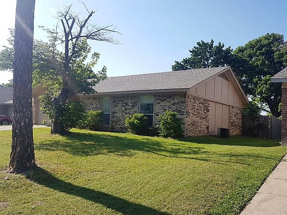 2nd image of 3517 Timberline Dr