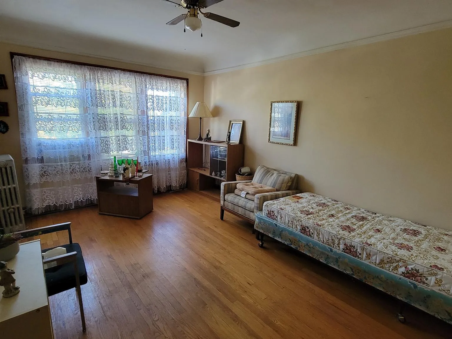 Studio, $1,025 — Photo 2