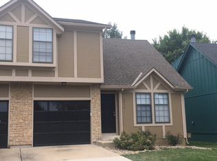 6715 W 149th Ter, Overland Park, KS 66223