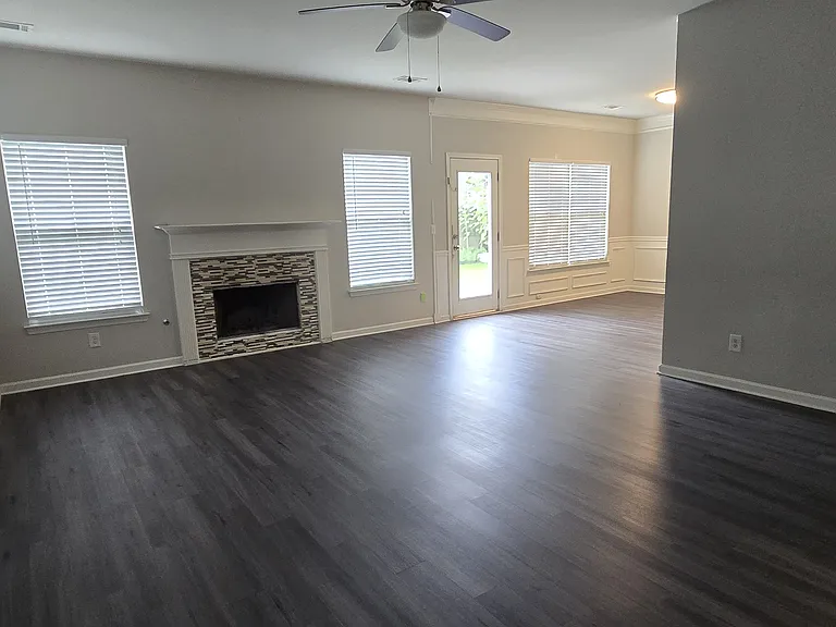 4305 Fourth Rail Ln — Photo 3