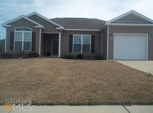 102 Gayla Ct, Warner Robins, GA 31088