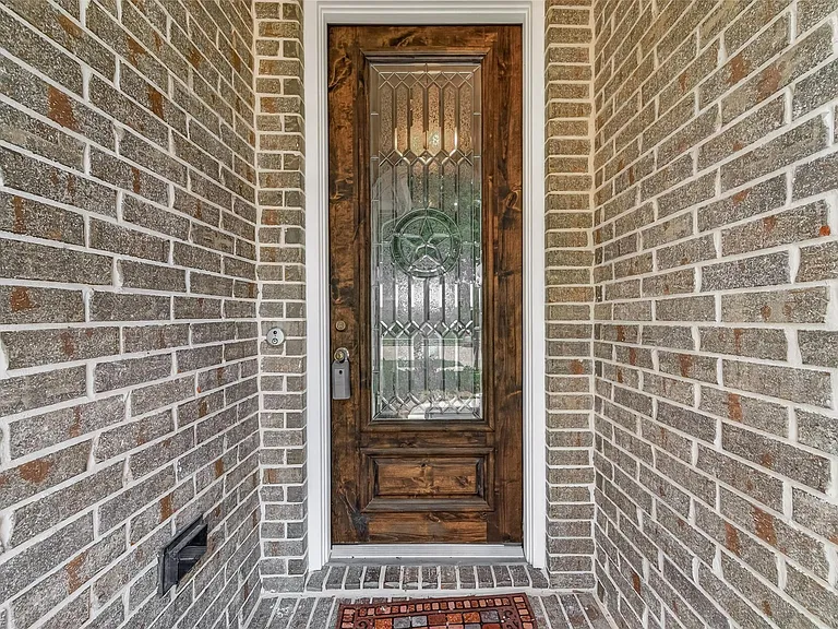 2619 Lilac Point Ln — Photo 4