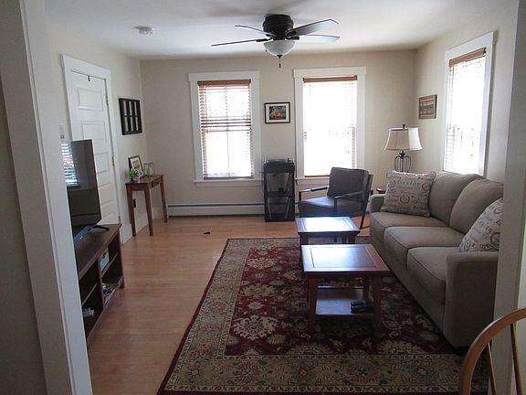 5th image of 18 Manning St #1