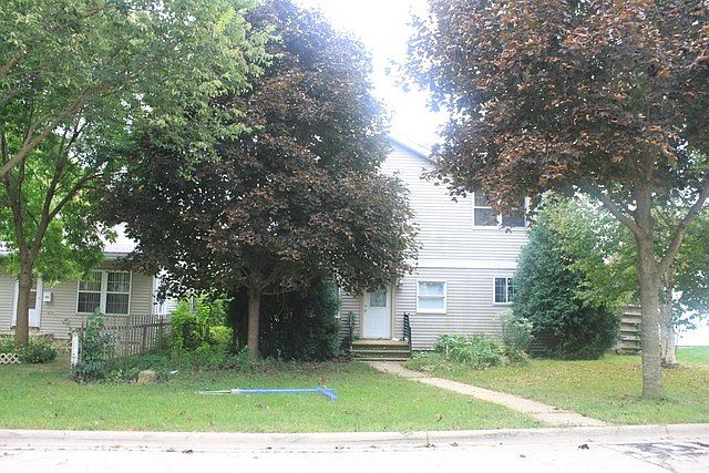 1st image of 216 W Stimmel St