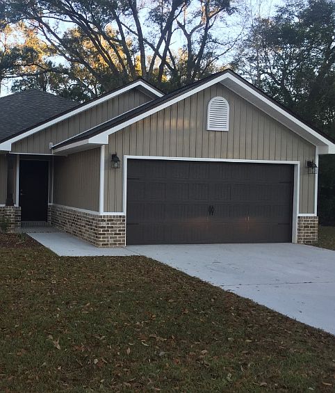1st image of 240 Jeffery Ln