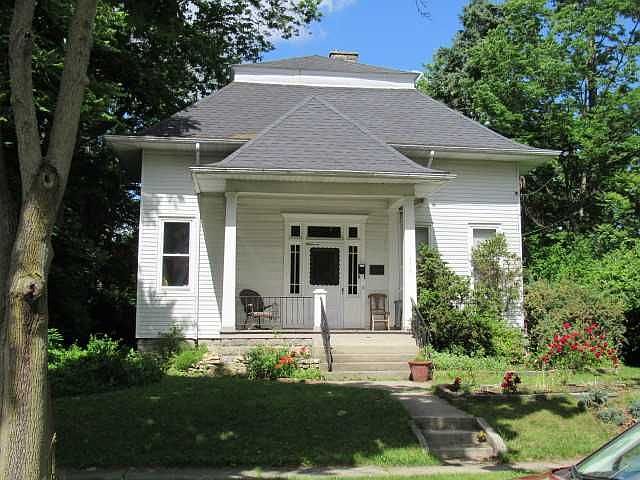 1st image of 316 S Church St