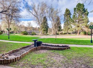 1300 S Parker Rd APT 186, Denver, CO 80231