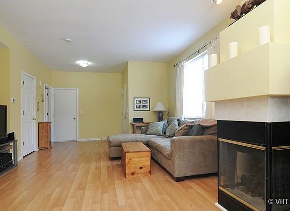 3rd image of 1446 Doolittle Ln