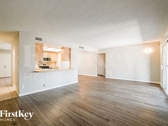 4th image of 5235 W Desert Cove Ave