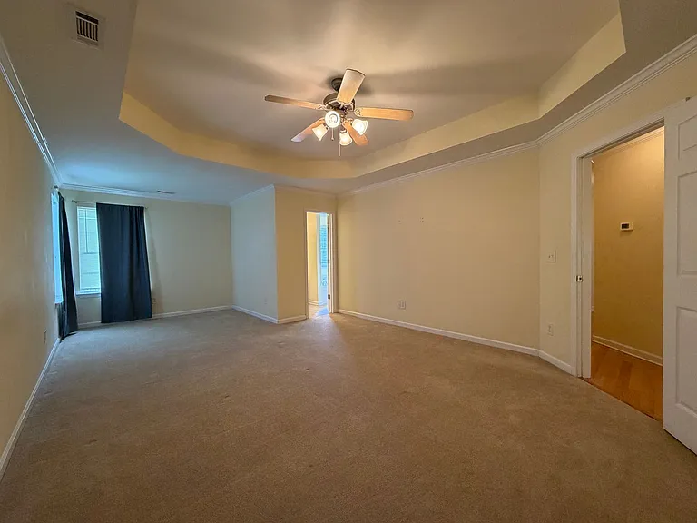 10 Southfork Dr SW — Photo 10