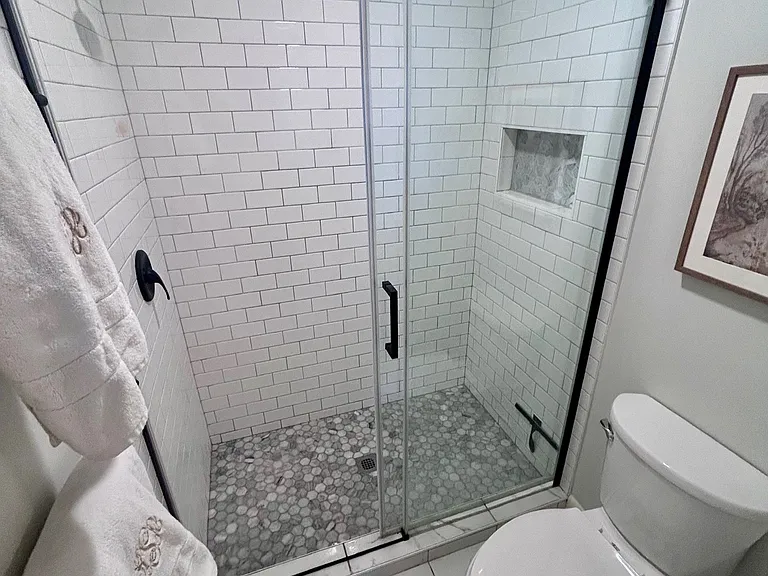 441 Annex Ave — Photo 22