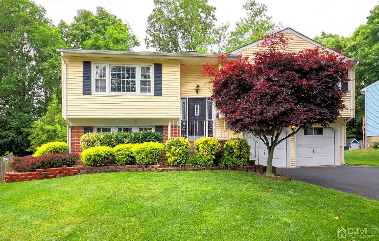 6 Chestnut Dr, Matawan, NJ 07747 Zillow