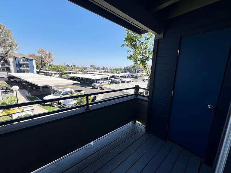 River House Apartments — Photo 67