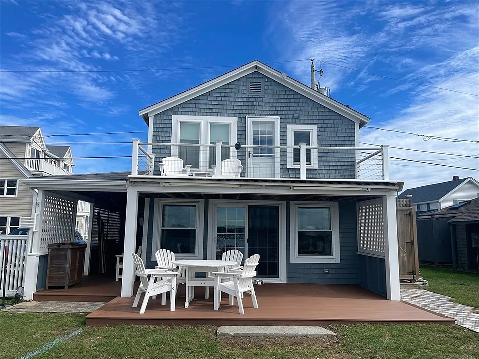 80 Lighthouse Rd