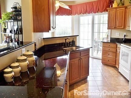 5th image of 2771 Browning Dr