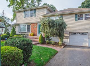 38-23 Brookside Ave, Fair Lawn, NJ 07410