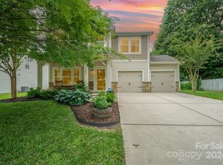 1606 Ameria Rd, Charlotte, NC 28215