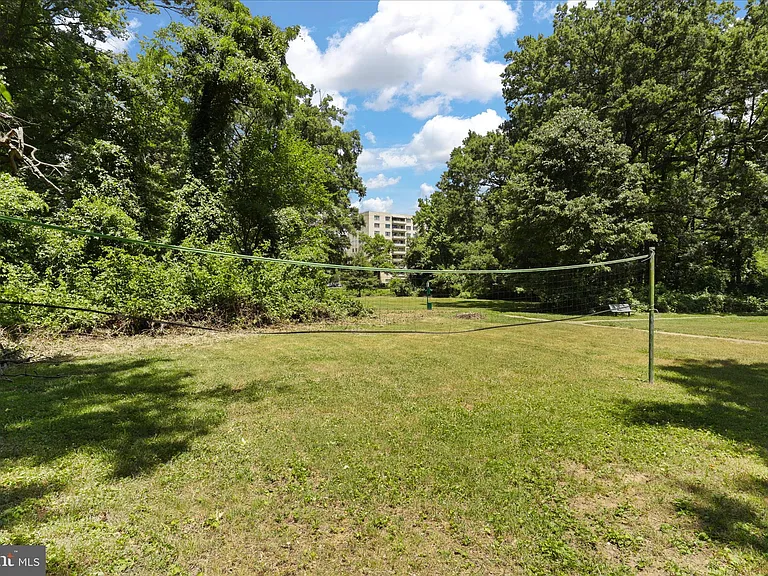 6641 Wakefield Dr #703 — Photo 53