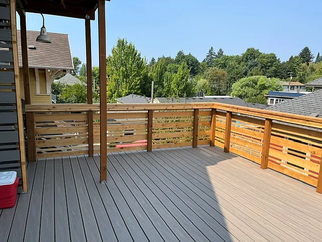 2729 SE Yamhill St #3 — Photo 3