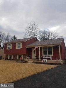 56 Mary Ellen Ln, Sicklerville, NJ, 08081