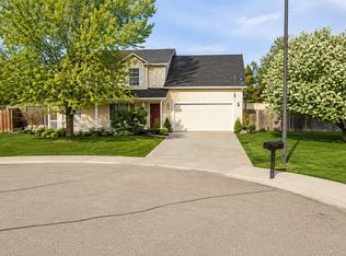 123 E Chapparosa Ct, Kuna, ID 83634