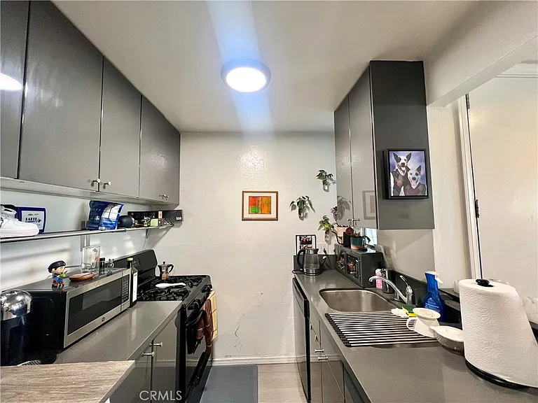 622 Westmount Dr #C — Photo 7