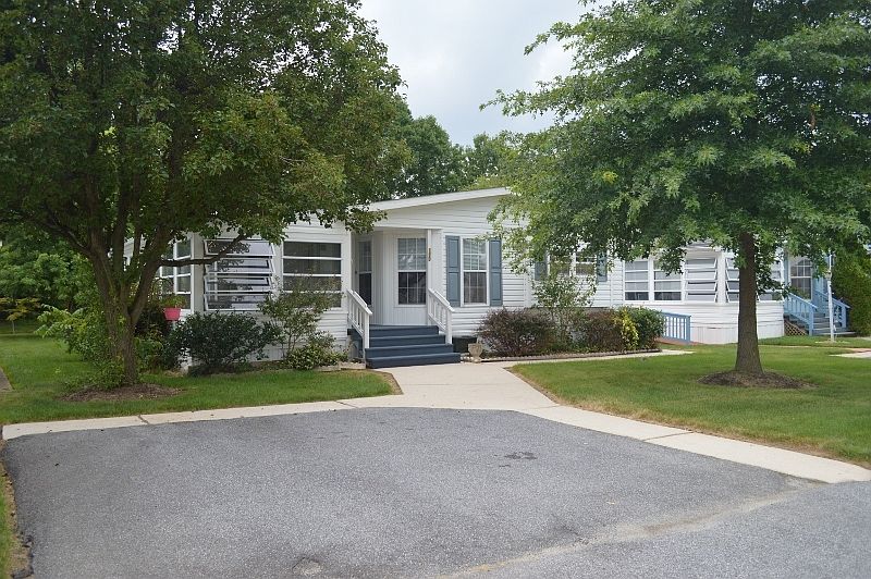 1st image of 119 Gale Dr