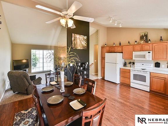 5th image of 811 Clearwater Dr