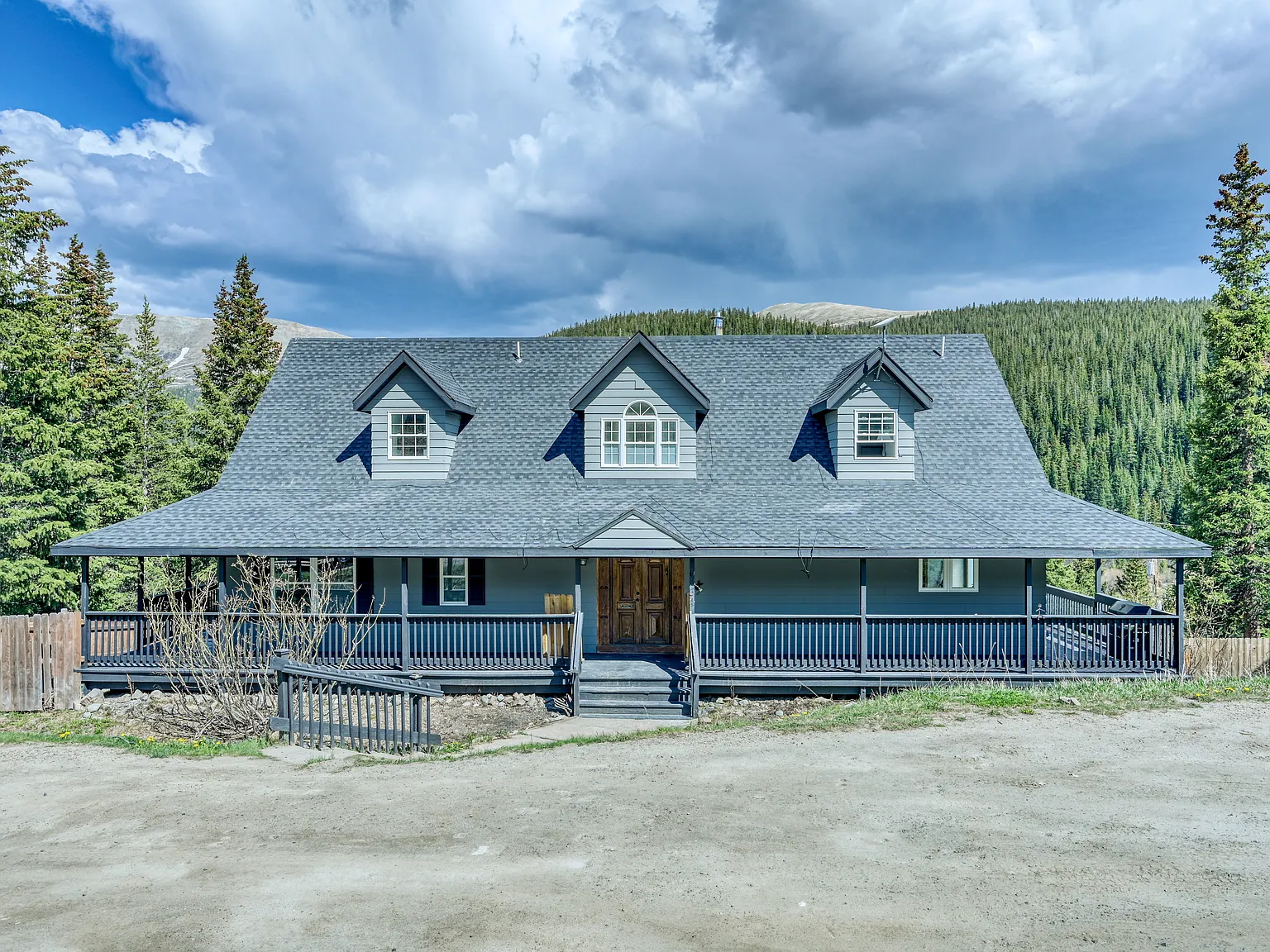 6 bed, 4184 sqft, $9,000 — Photo 1