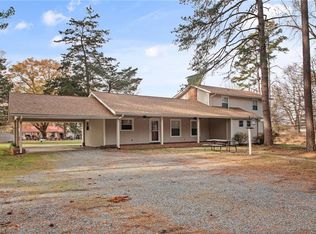 4135&4139 Pleasant Garden Rd, Greensboro, NC 27406