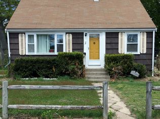 17 Beverly Cir, Randolph, MA 02368