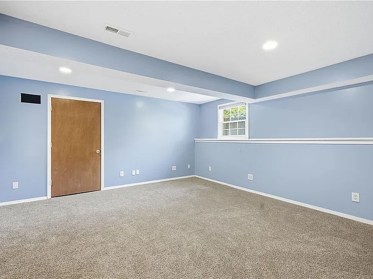 14709 Goodman St — Photo 23