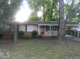 1377 Gale Dr, Norcross, GA 30093