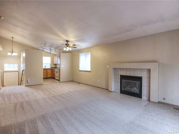 5th image of 9422 McKinley Ave