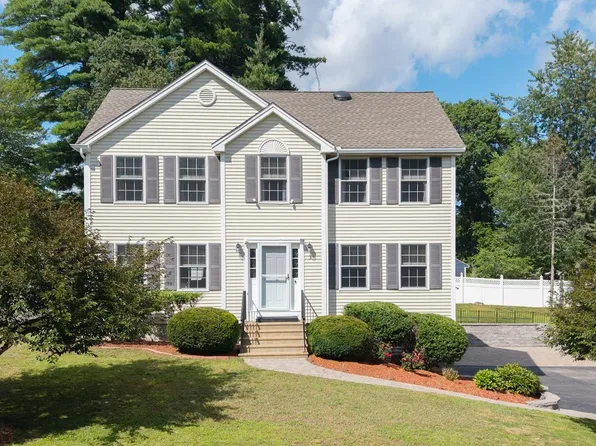 3 Sugarberry Drive, Nashua, NH 03062