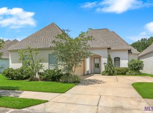 8323 Valencia Ct, Baton Rouge, LA 70810