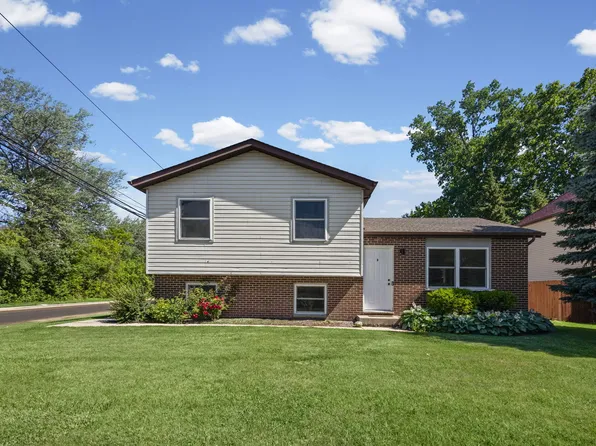 2948 Argonne Dr, North Chicago, IL 60064